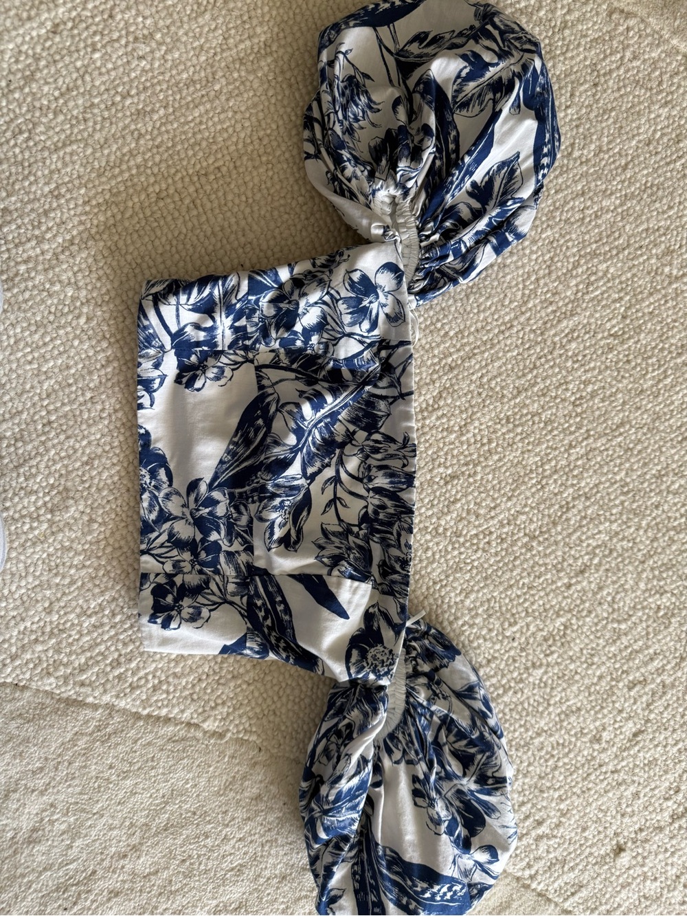 Abercrombie & Fitch Navy and White Floral Summer top
